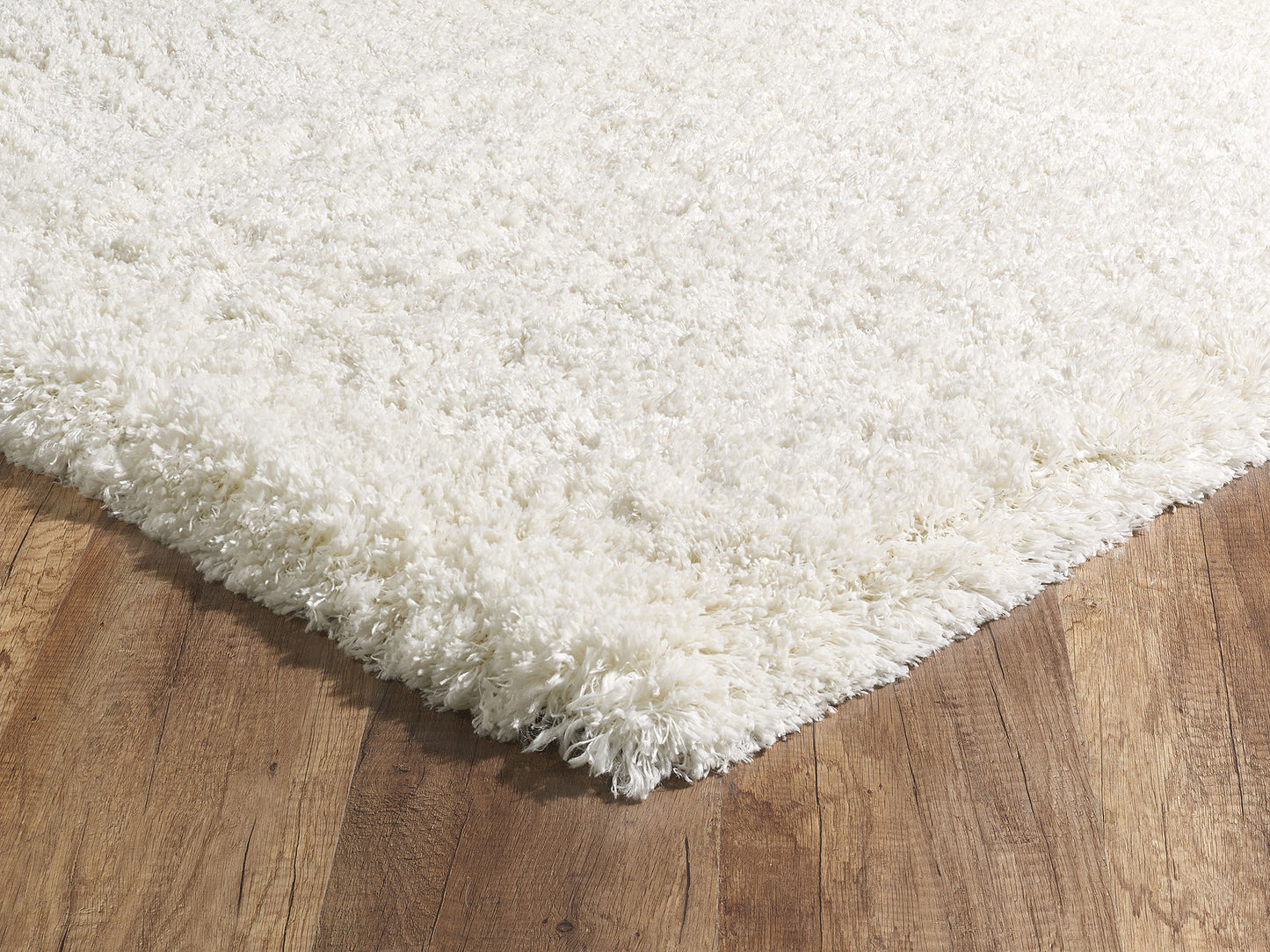 SUPERIOR SHAGGY 6365A WHITE